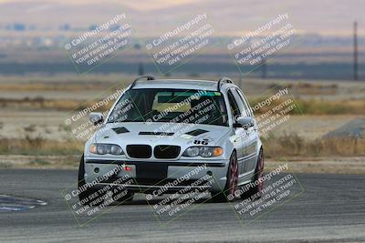 media/Sep-30-2023-24 Hours of Lemons (Sat) [[2c7df1e0b8]]/Track Photos/10am (Star Mazda)/